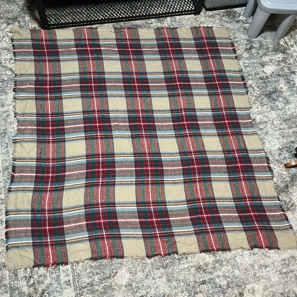 ModCloth Lock & Key‎ Tartan Blanket Scarf